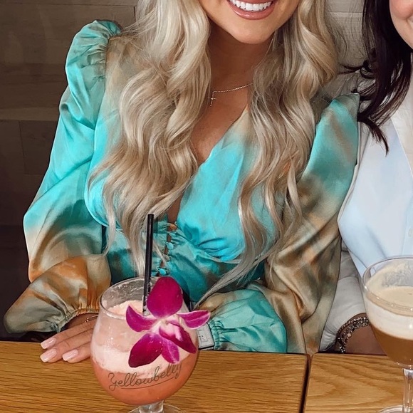 Adorable top ordered from Revolve - Picture 3 of 4